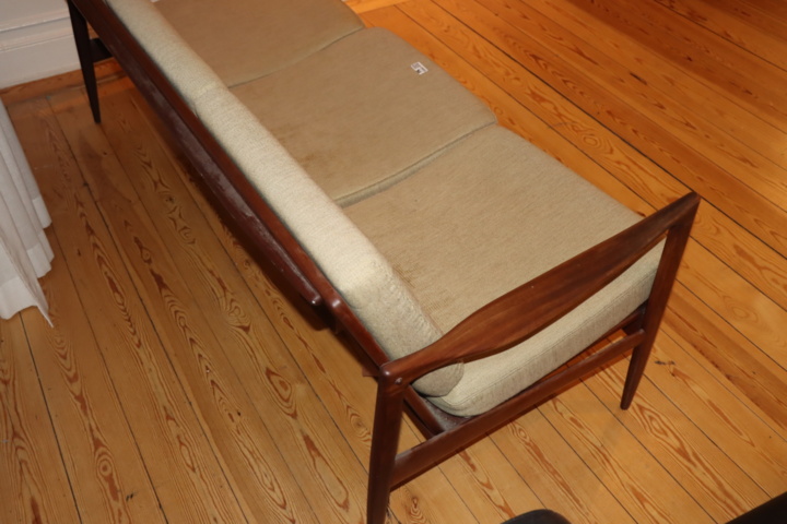 930641-4 Sofa Ib Kofod Larsen