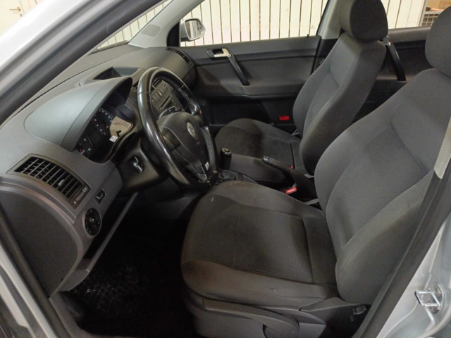 887697-66 Volkswagen Polo 5-door 1.4 TDI Edition60 - 2008