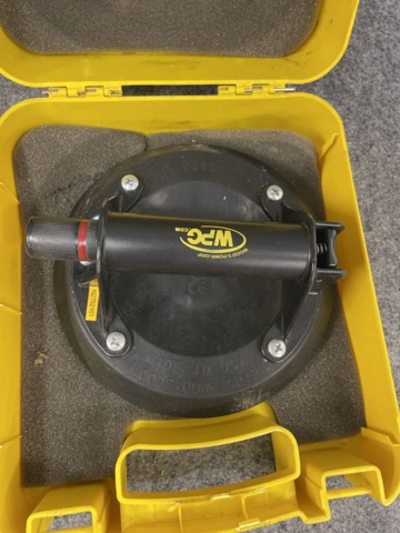 917677-2 Vacuum lifts, 2 pieces