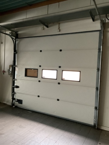 887293-8 Skylight door