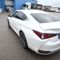 960242-7 Lexus ES 300h 2.5 E-CVT - 2020