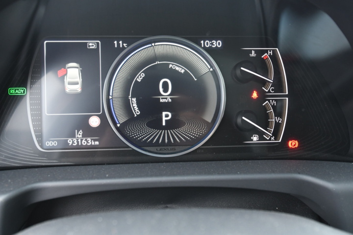 960242-16 Lexus ES 300h 2.5 E-CVT - 2020