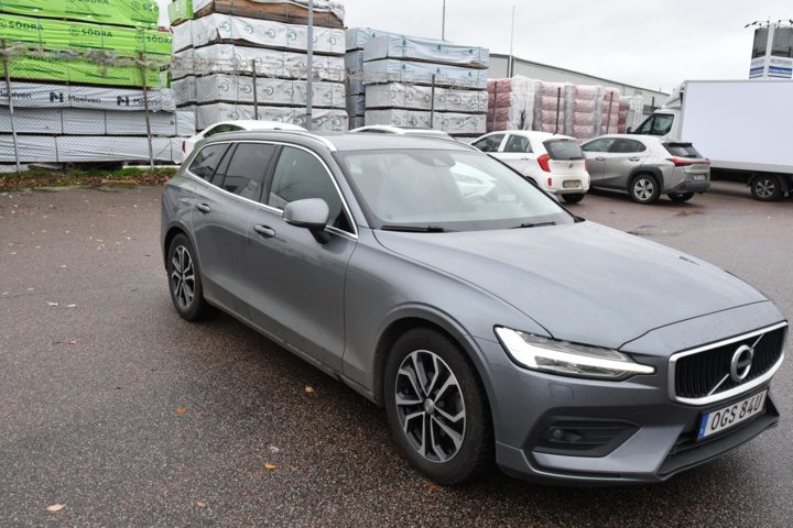 960244-5 Volvo V60 B4 - 2021
