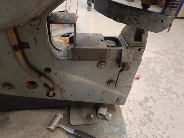 928608-13 Punching/Profiling machine Muhru Bender KBL 11 N