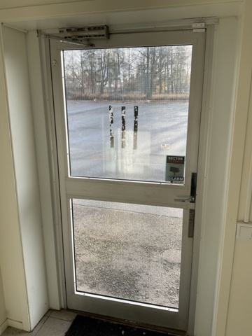 887326-1 Aluminum entrance door