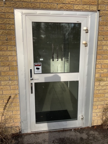 887326-7 Aluminum entrance door
