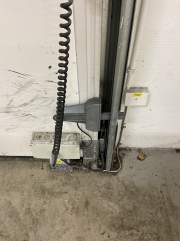 887336-8 HÖRMANN overhead sliding door