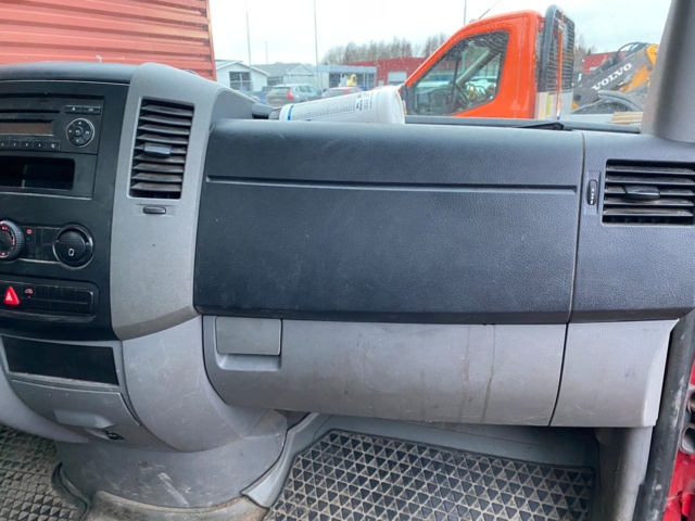 960479-12 VW Crafter Chassi 35 2.5 TDI -2007