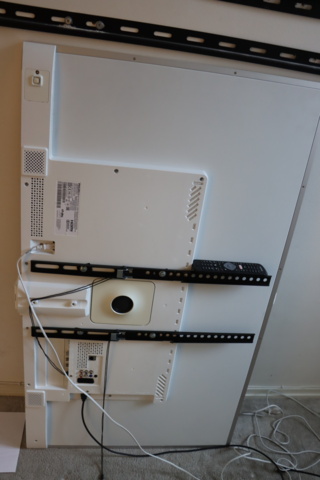 930692-6 55 inch Philips TV