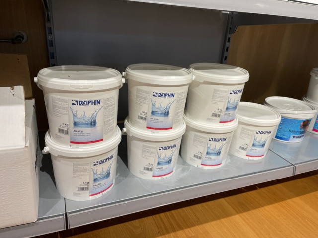 946701-45 17 sections of shelves with pool items