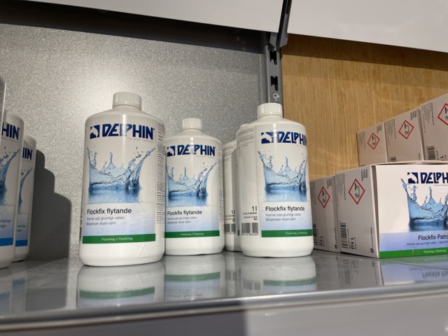 946701-53 17 sections of shelves with pool items