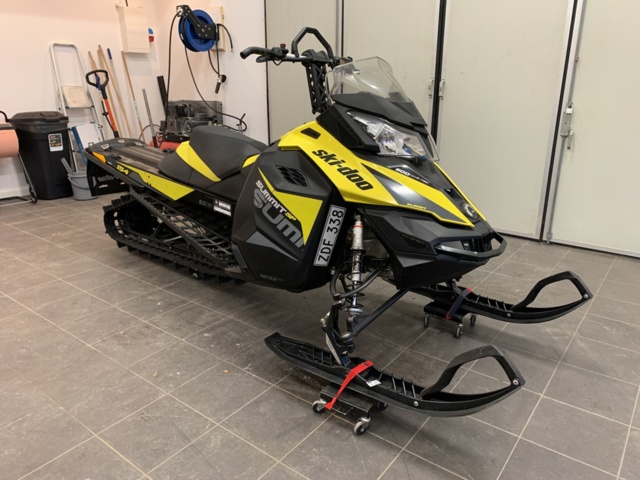 940677-3 Snowmobile Ski-Doo Summit SP 600 HO E-tec 154" - 2018