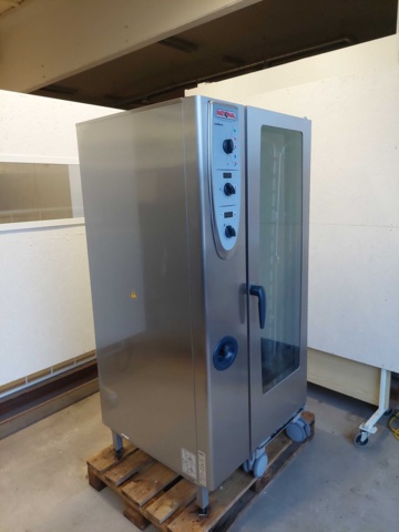 880918-3 Rational oven CM201