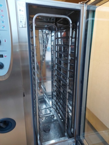 880918-10 Rational oven CM201