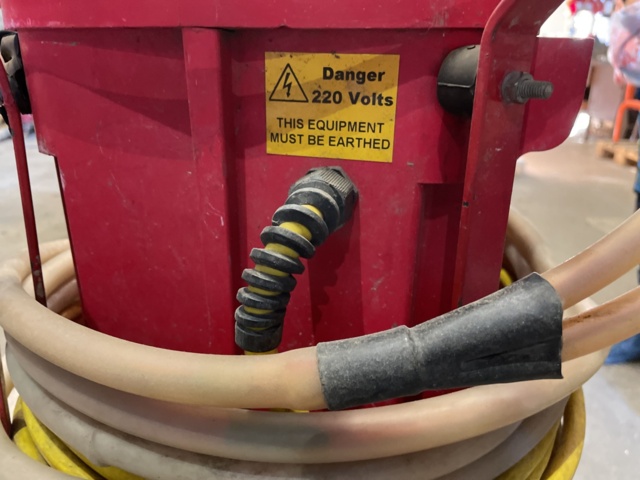 964923-7 Plastic pipe welding - MCA & Calder SAM 3