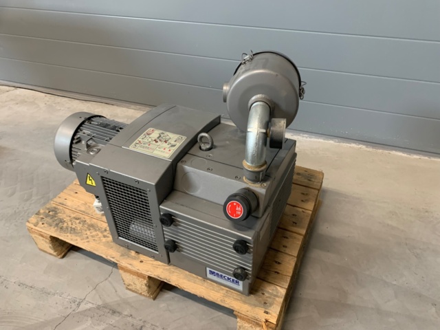 824944-3 Vacuum pump Becker 2200