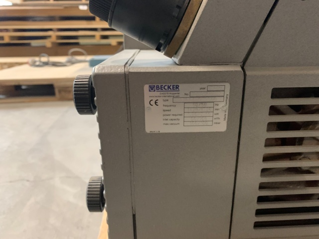 824944-5 Vacuum pump Becker 2200