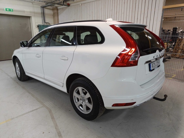 887694-7 Volvo XC60 D4 - 2015