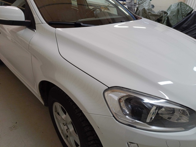 887694-16 Volvo XC60 D4 - 2015