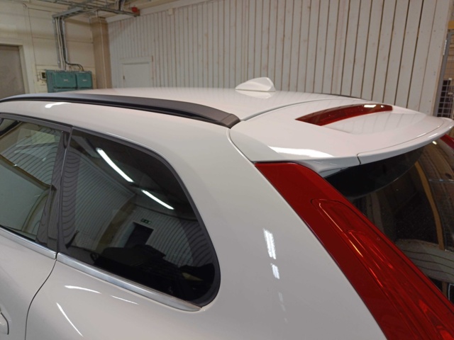 887694-41 Volvo XC60 D4 - 2015