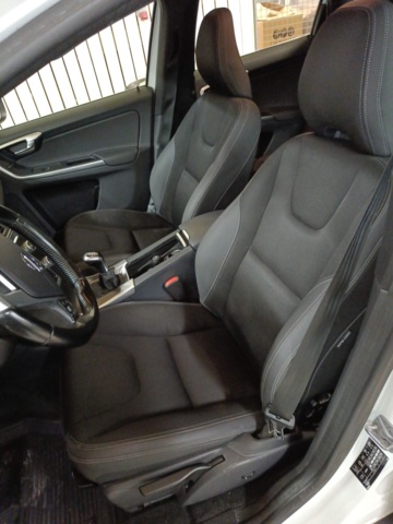 887694-86 Volvo XC60 D4 - 2015