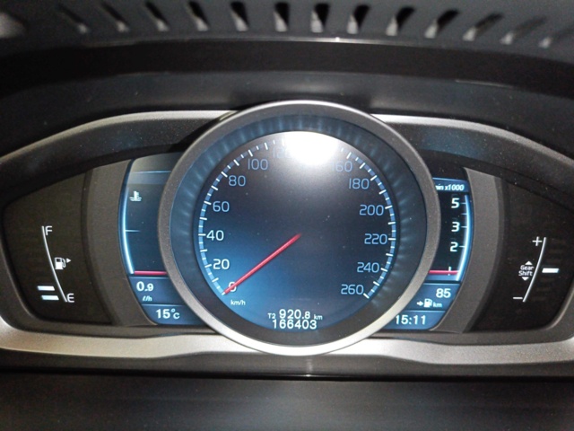 887694-99 Volvo XC60 D4 - 2015