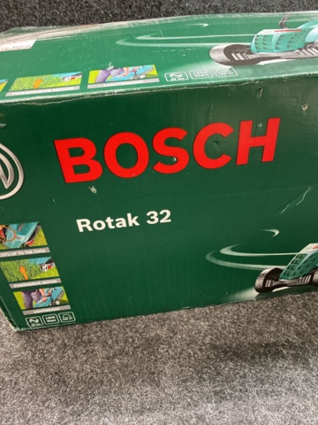 964942-3 Lawnmower Bosch DIY Rotak 32