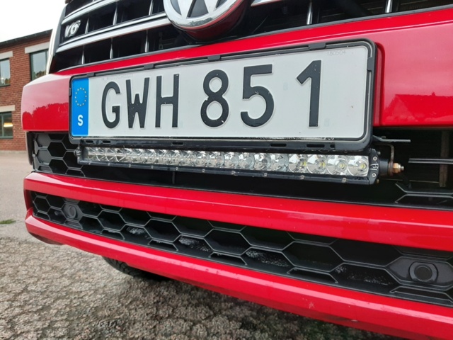 869517-10 Volkswagen Amarok 3.0 V6 TDI BlueMotion -2018