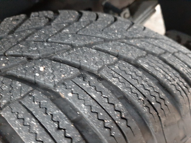 869517-23 Volkswagen Amarok 3.0 V6 TDI BlueMotion -2018