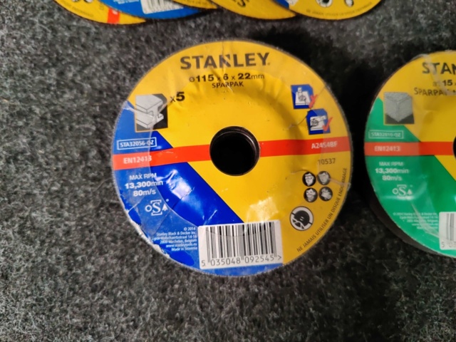 964494-10 Grinding and cutting discs Stanley 115 mm