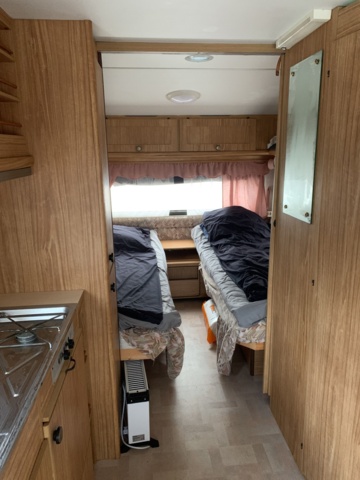 940720-19 Husvagn Polarvagnen Polar 547 GL -1990