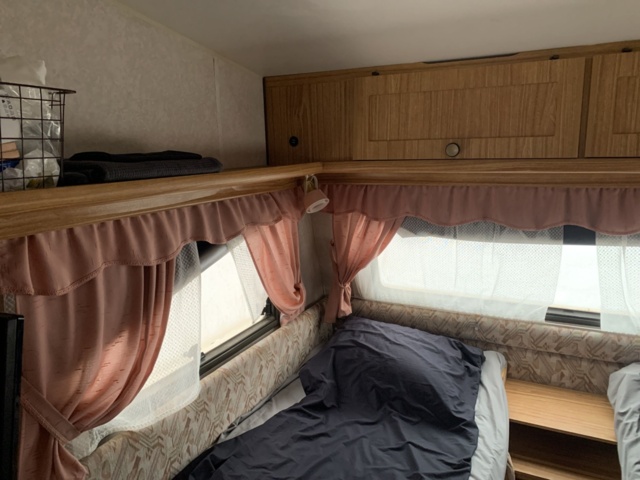 940720-23 Husvagn Polarvagnen Polar 547 GL -1990