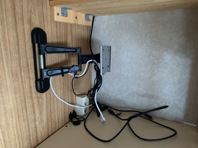 940720-30 Husvagn Polarvagnen Polar 547 GL -1990