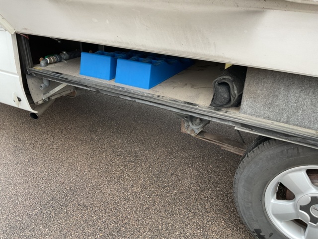 887356-11 Dethleffs 6976 Premium Class