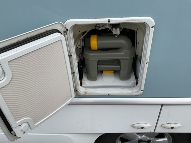 887356-16 Dethleffs 6976 Premium Class