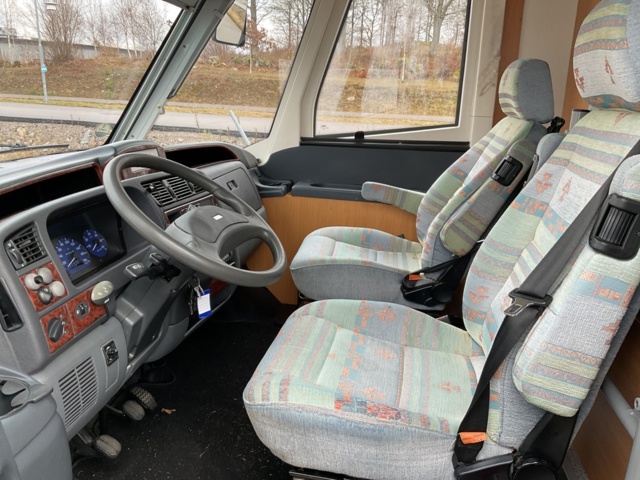 887356-19 Dethleffs 6976 Premium Class