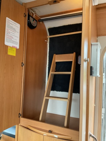 887356-28 Dethleffs 6976 Premium Class