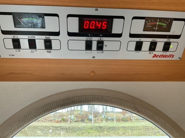 887356-29 Dethleffs 6976 Premium Class