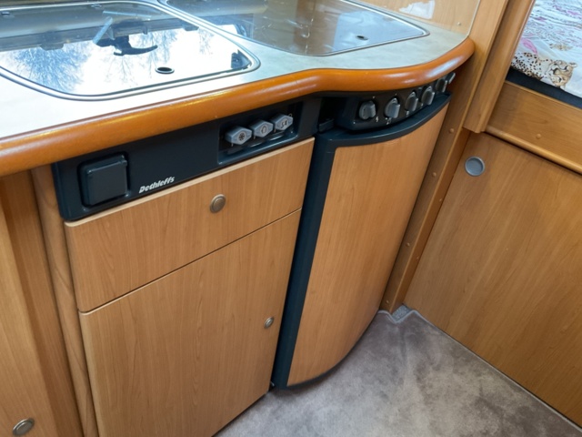 887356-34 Dethleffs 6976 Premium Class