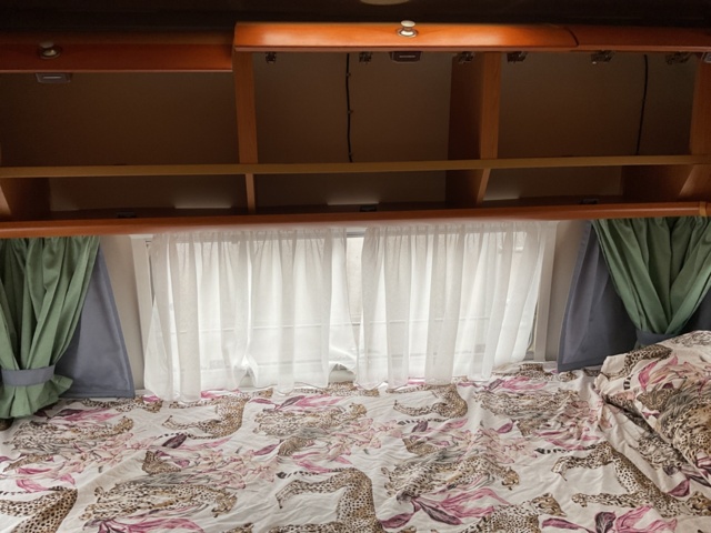 887356-40 Dethleffs 6976 Premium Class