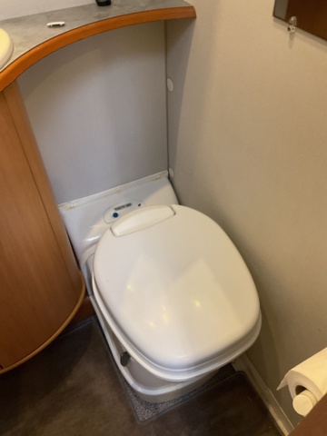 887356-46 Dethleffs 6976 Premium Class