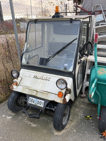 868940-1 Golf car Melex