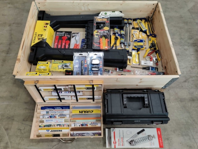 964702-1 Verkstadsutrustning och handverktyg