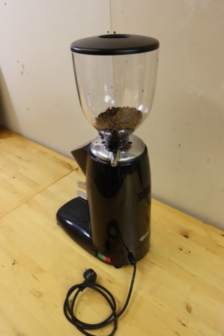 965618-2 Discontinued see 965617 Wega Nero Coffee grinder