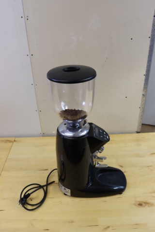 965618-7 Discontinued see 965617 Wega Nero Coffee grinder
