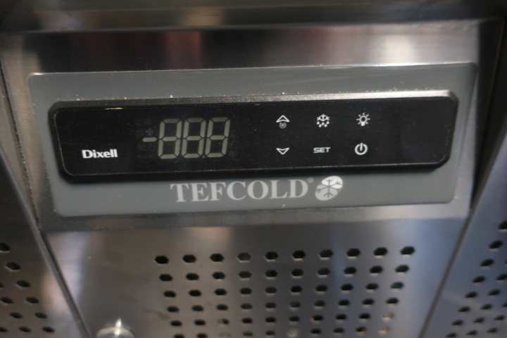 953864-7 Cooling bench with cooling channel, Tefcold SS7300-P
