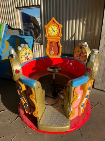 965738-1 Spinning carousel