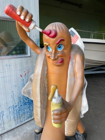 965734-4 American Hotdog / Sausage With Mustard & Ketchup