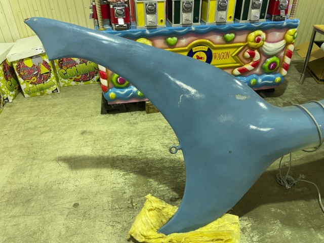 965732-6 Mega Shark / Shark 6.3 Meters Long