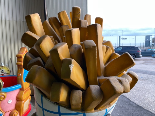 965737-6 French fries figure